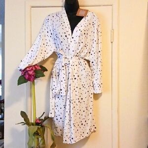 Moon Nite sleeping wear, sz L color white and black star design. Nwt